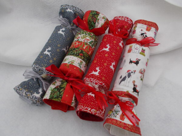 FESTIVE FABRIC CRACKERS PDF