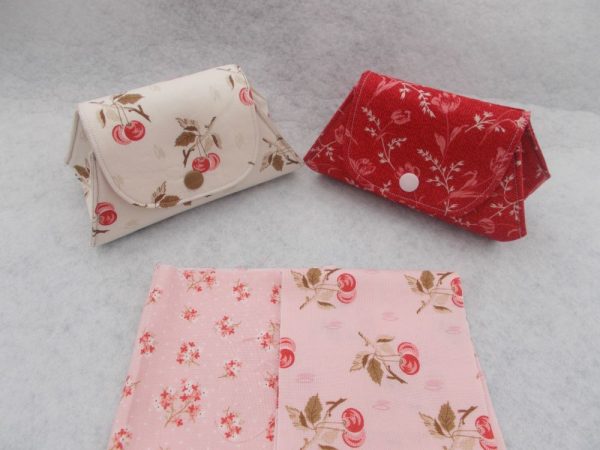 LIPSTICK POUCH KIT - PEACH