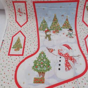 CHRISTMAS STOCKINGS PANEL + 1 METRE OF THERMOLAM WADDING